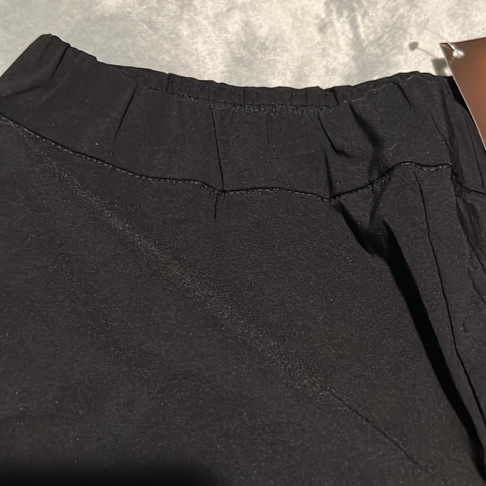 Iman capris - Picture 7 of 7